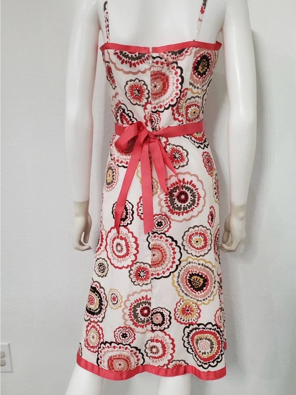 Dressbarn Medallion Floral Sundress Size 10 Cotton A-Line Ribbon Belt - Picture 3 of 12